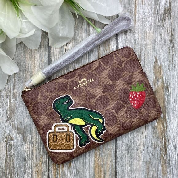 Coach Wristlet In Signature Canvas With Sticker Print Rexy Wallet Bag Purse - Picture 3 of 10